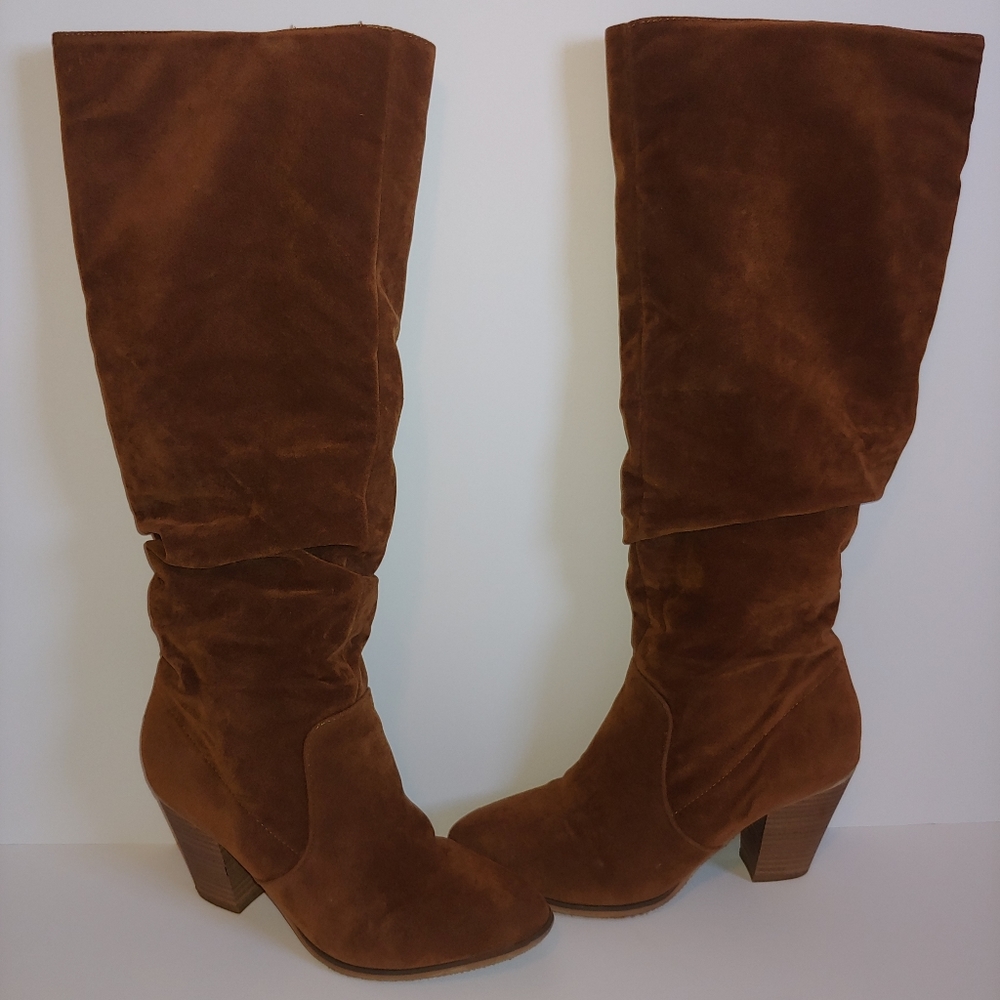 Universal Thread Lamar Scrunch Boot